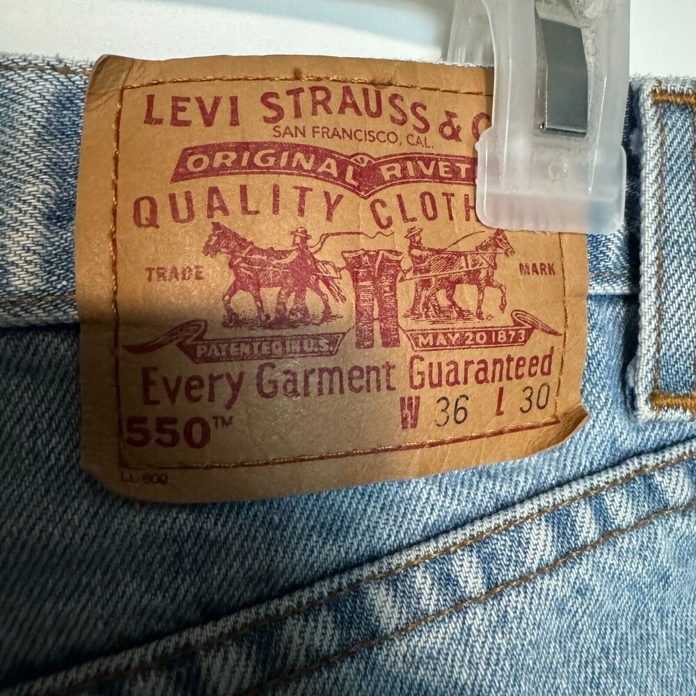 Vintage Levis Jeans Mens 36 Blue Denim 550 90s Y2K Relaxed Straight Skate 36x30 - Picture 5 of 14